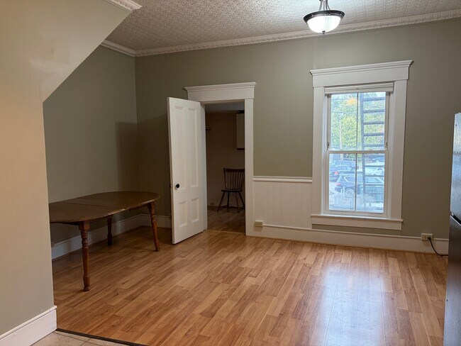 81 N Main St Unit 2