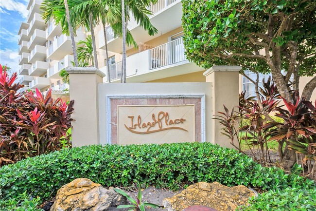 Photo - 1455 N Treasure Dr Unidad 3G Rental