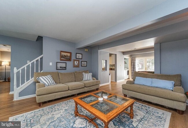 Photo - 211 Queen Anne Rd