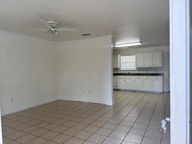 Photo - 106 Blue Dr