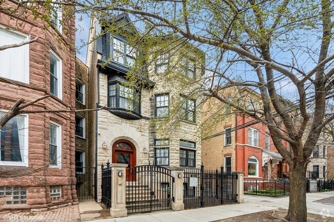Building Photo - 746 W Belden Ave Unit 1 Rental