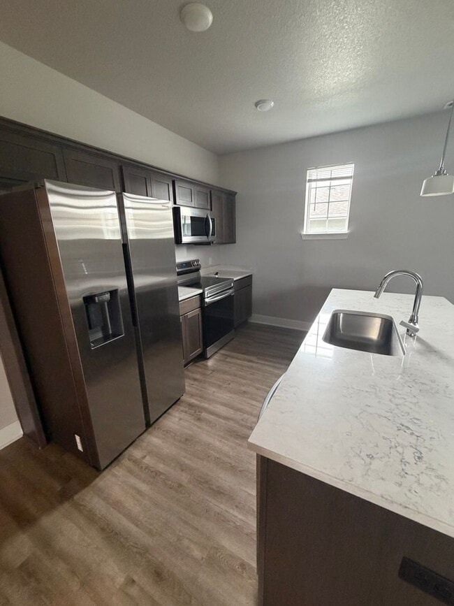 234 NW Cmn Pl