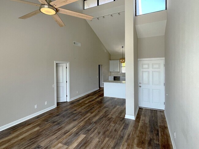 Photo - Two-Bedroom Condo for Rent in Winterset