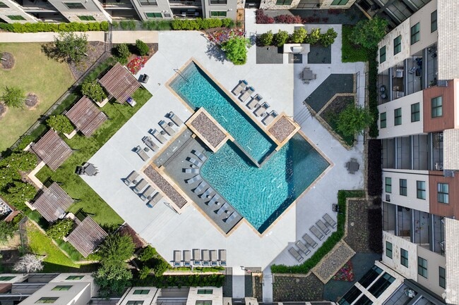 Photo - Aurora Watson Branch