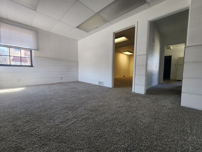 Living room - 209 West Ave S Unit Top