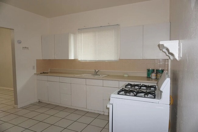 Photo - 420 E Speedway Blvd Unit 1