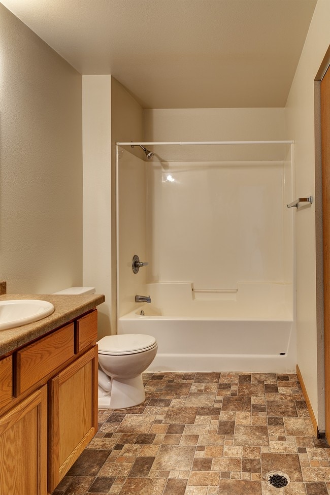 Photo - Pineview Apartments