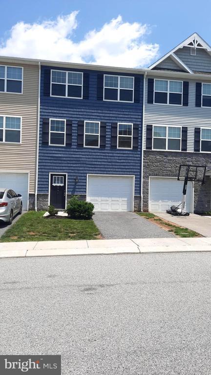 Photo - 841 Schooner Ln Townhome