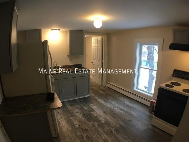 Photo - 12 Spring St Unit Apt #2