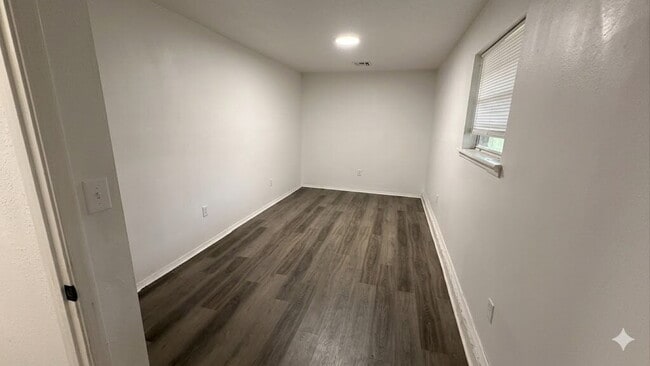 Photo - Versatile 5-Bedroom Residence | Ideal for Hosting & Home-Style Living!!