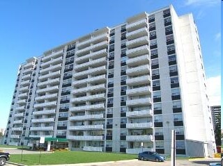 Photo - 25 Stong Court