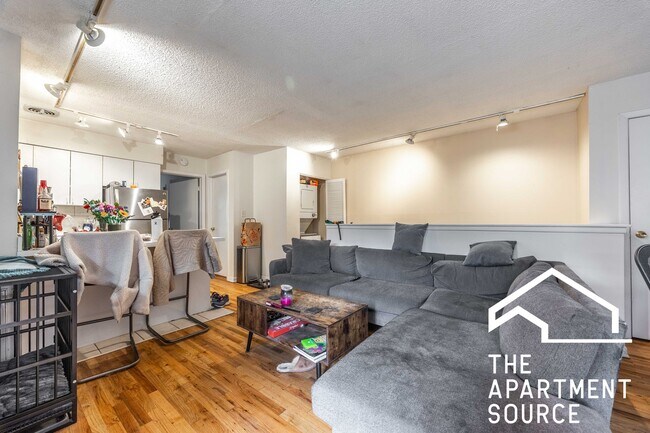 Photo - 715 W Diversey Pkwy Unit 6