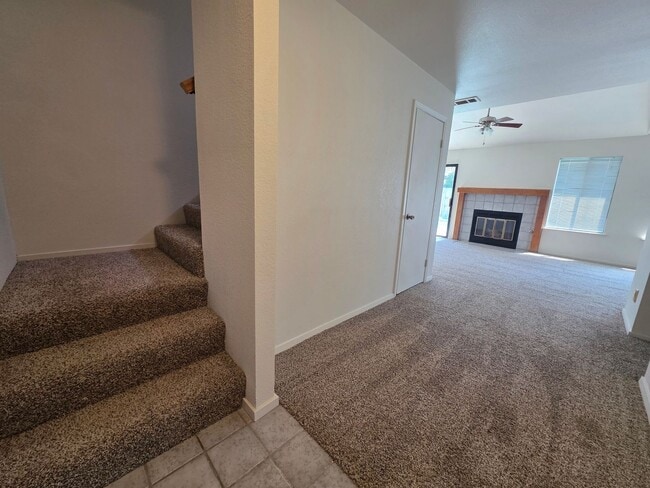 Photo - 1128 N Manzanita St
