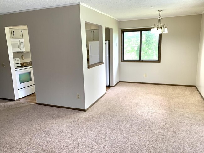Building Photo - 2160 Edgewood Rd NW Unit 2160-07 Rental
