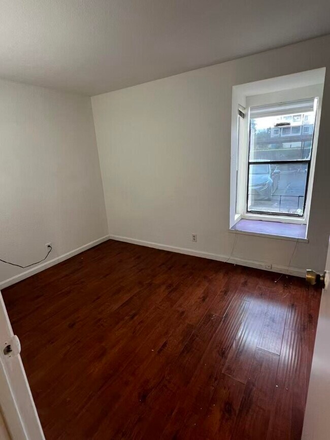 Photo - 1391 Monument Blvd Unit 5