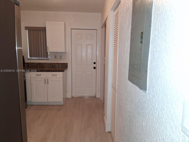 Photo - 18330 SW 102nd Pl