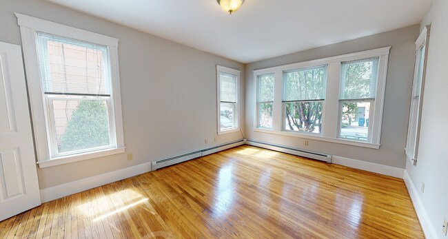 Photo - 9 Beacon St Unit 1