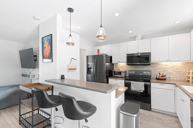 Photo - 226 SW 13th Ave