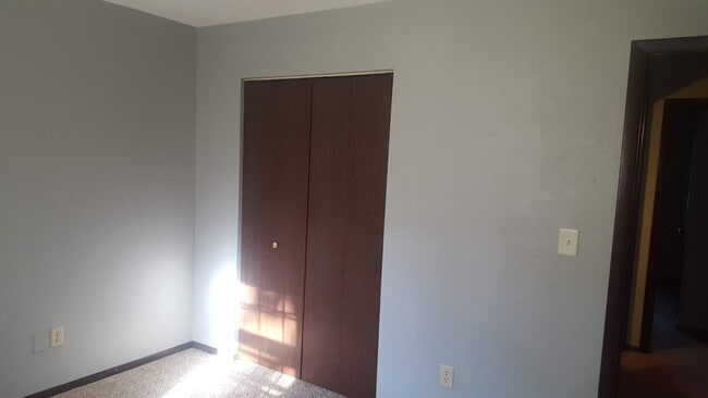 Bedroom 2 - 212 Harrison St Townhome