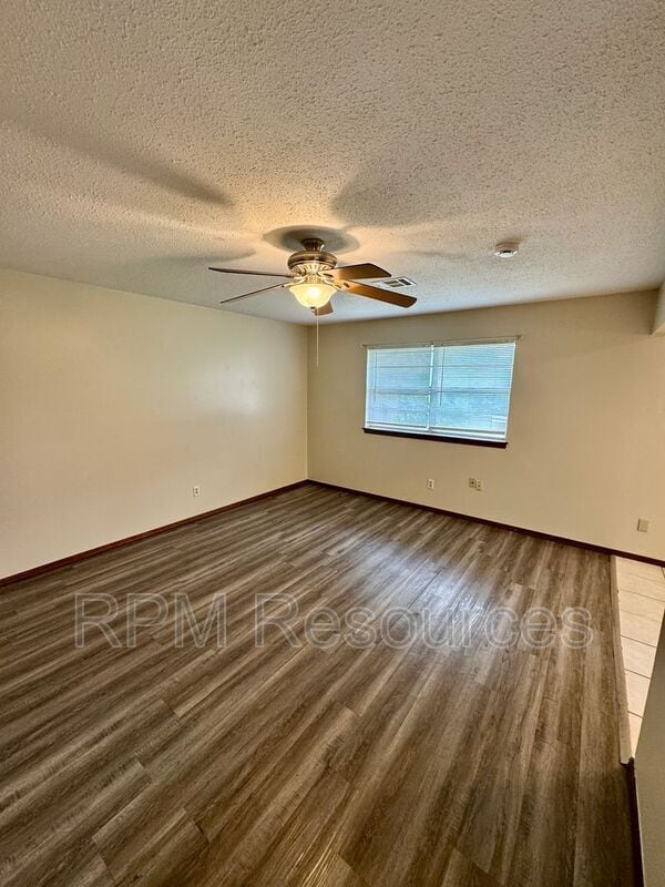 Photo - 7625 S Sherwood Ave