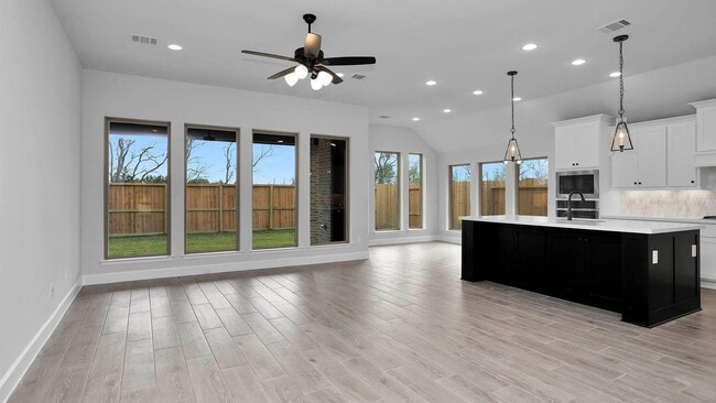 Photo - 5026 Albany Shores Ln