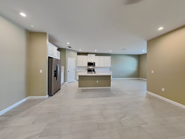 Photo - 2633 Ginseng Ivy St