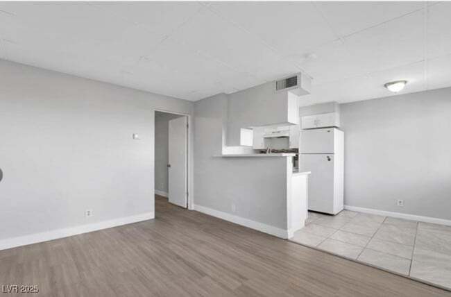 Photo - 239 W Cleveland Ave Unidad 2