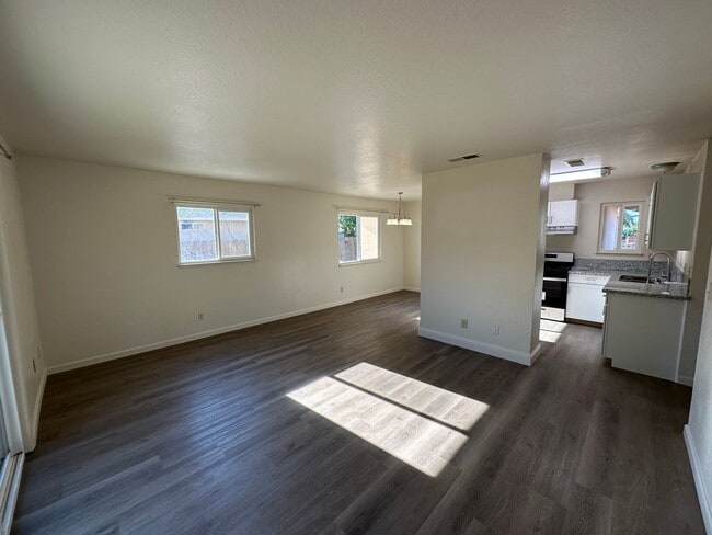 Photo - 2631 Dobbins Ln