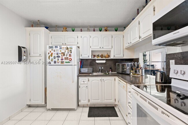 Photo - 6900 Bay Dr E Unit 5C