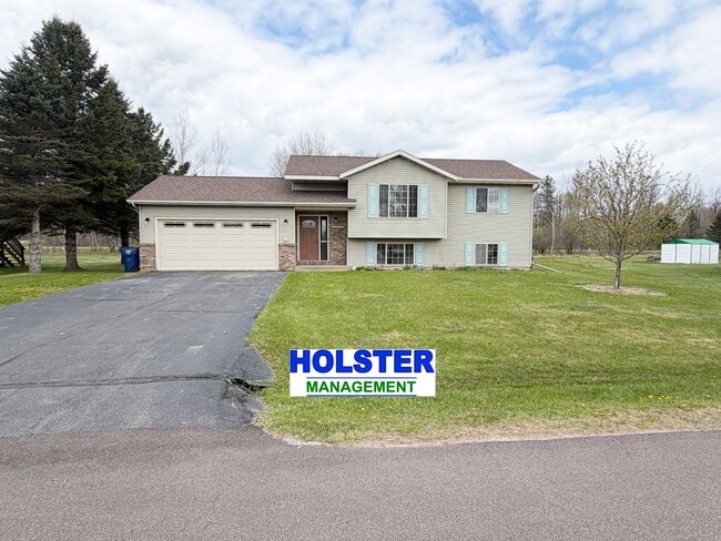 Building Photo - 4-Bedroom, 2-Bath Raised Ranch Home in Weston Near Sandhill Meadows Park