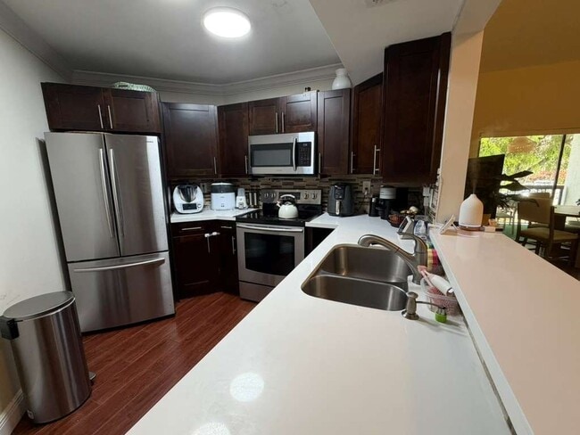Photo - 9417 Fontainebleau Blvd Unit 2