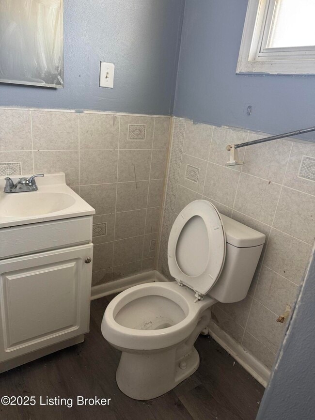 Photo - 1815 Wilson Ave
