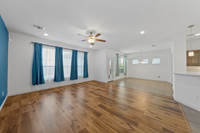 Photo - 9683 Shorebird Ln