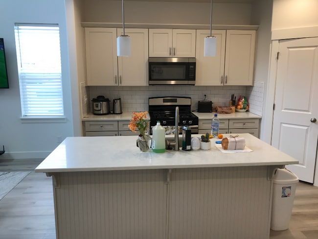 Building Photo - 2075 N 3860 W Rental