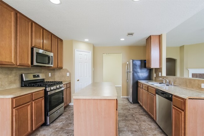 Photo - 6802 Mountain Wood Way