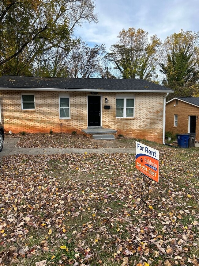 Building Photo - 1651 22nd St