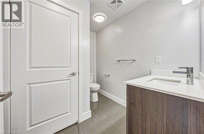 Photo - 2061 Prospect St