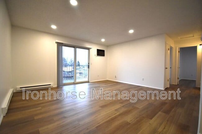 Photo - 811 W Villard St Unit #64