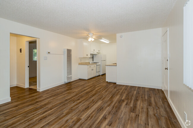 Interior Photo - The Gardens of Fair Oaks Rental