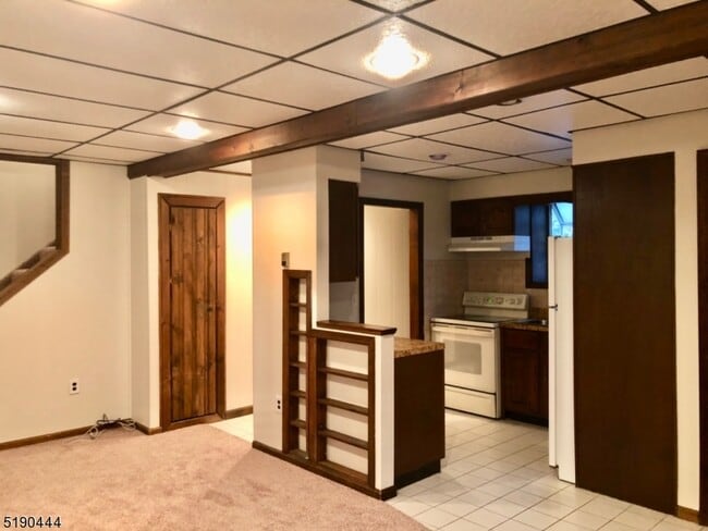 Photo - 27 Old Rte 23