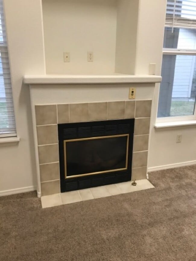 Photo - 626 Windemere Cir