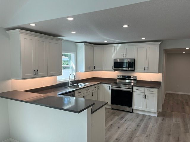Photo - 1574 Ewing Ave