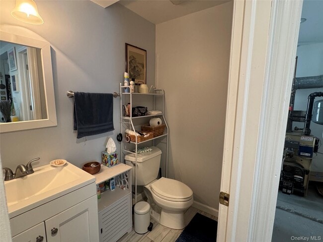 Photo - 62 Whippoorwill Rd E