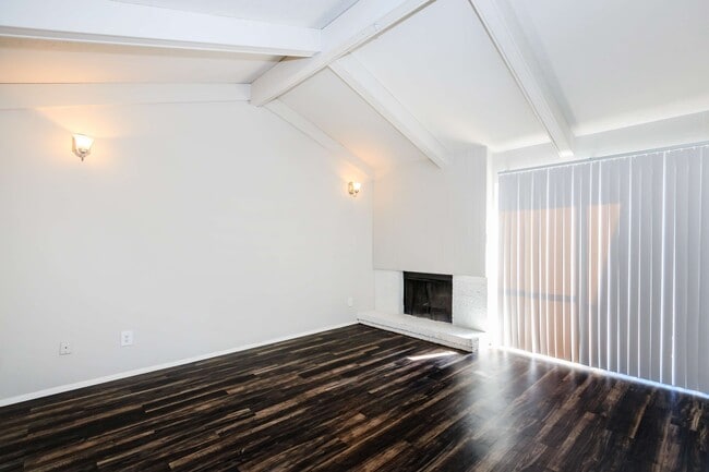 Photo - Bel Air Oaks