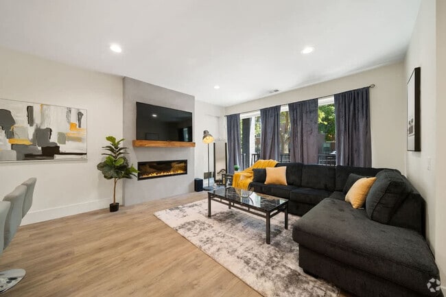 Building Photo - 2110 W Washington Blvd Rental