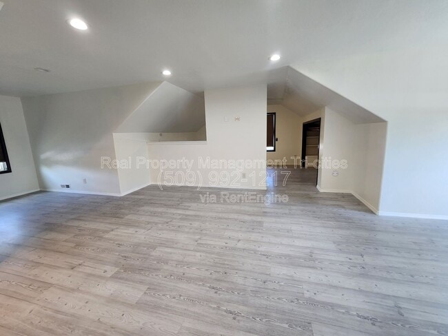 Photo - 721 S Union St