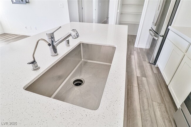 Building Photo - 216 Callen Falls Ave