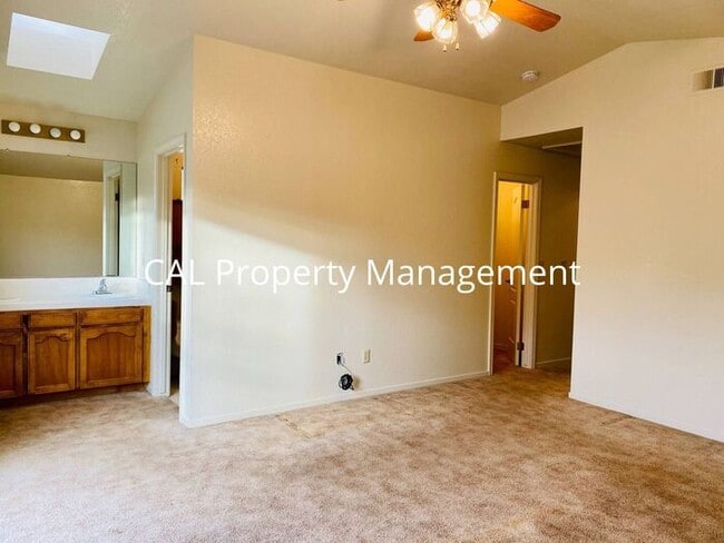 Photo - Rare 4 bedroom 2 bath rental in Pine Meadow Estates King City!