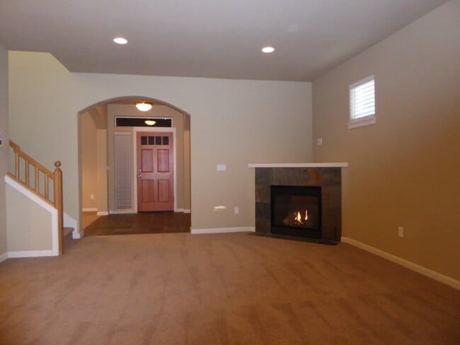 Photo - 63020 NE Amherst Pl