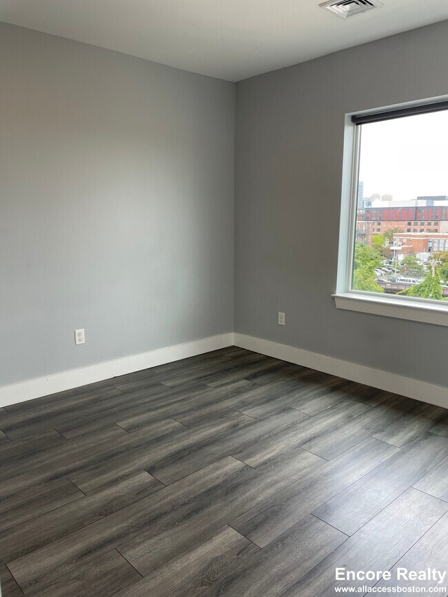 Photo - 55 W Fifth St Unit 507